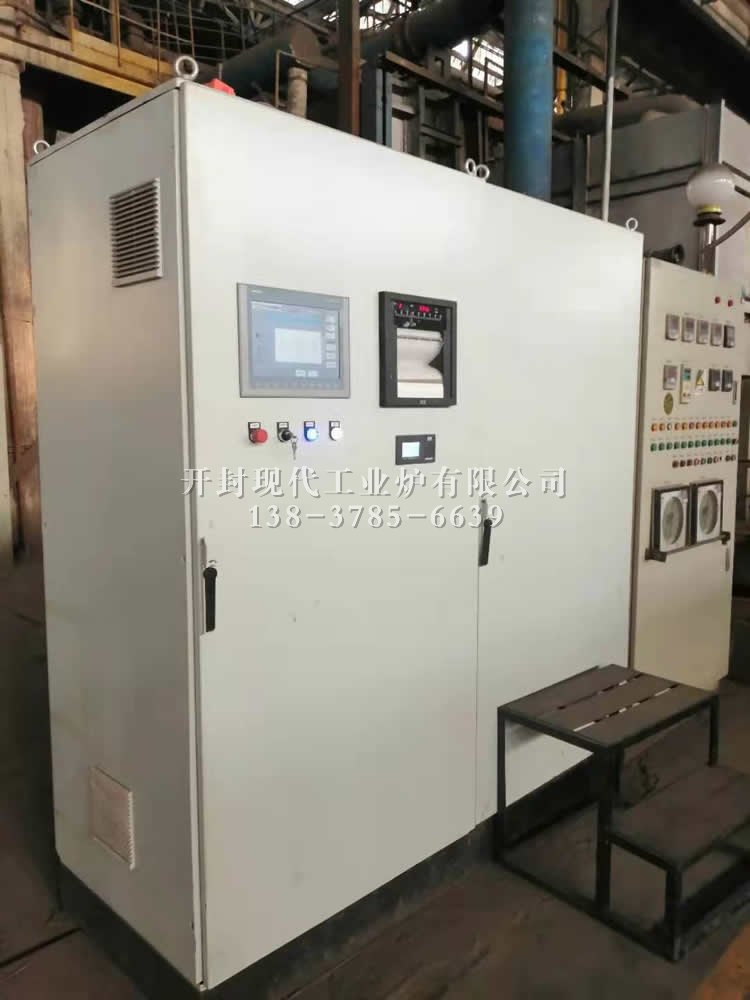 2019年現(xiàn)代工業(yè)爐臺(tái)車(chē)式燃?xì)饧訜釥t控制系統(tǒng)